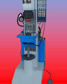 無(wú)鉚釘鉚接機(jī)的鉚釘工藝和傳統(tǒng)工藝相比有哪些優(yōu)點(diǎn)？