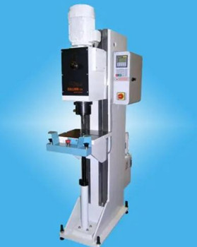 什么類型的鉚接機適合高強度鉚釘？