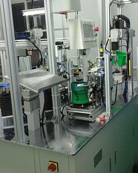 自動送料鉚接機(jī)主要組成結(jié)構(gòu)有哪些？